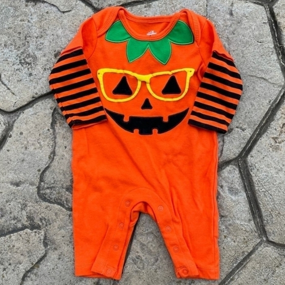 Way To Celebrate! Halloween Pumpkin Jackolantern w/ Glasses Outfit 0-3M Infant - Picture 2 of 5